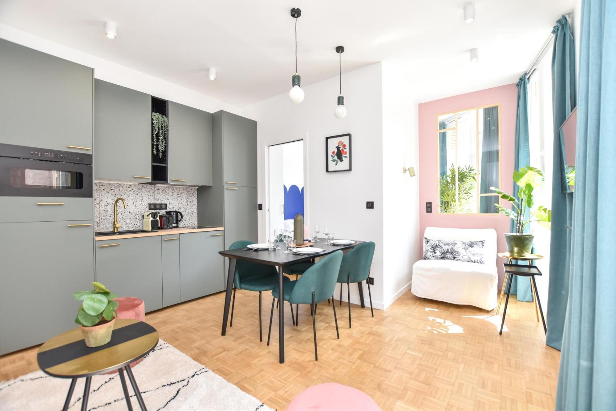 Charming And Cosy Flat Next To The Eiffel Tower Appartamento